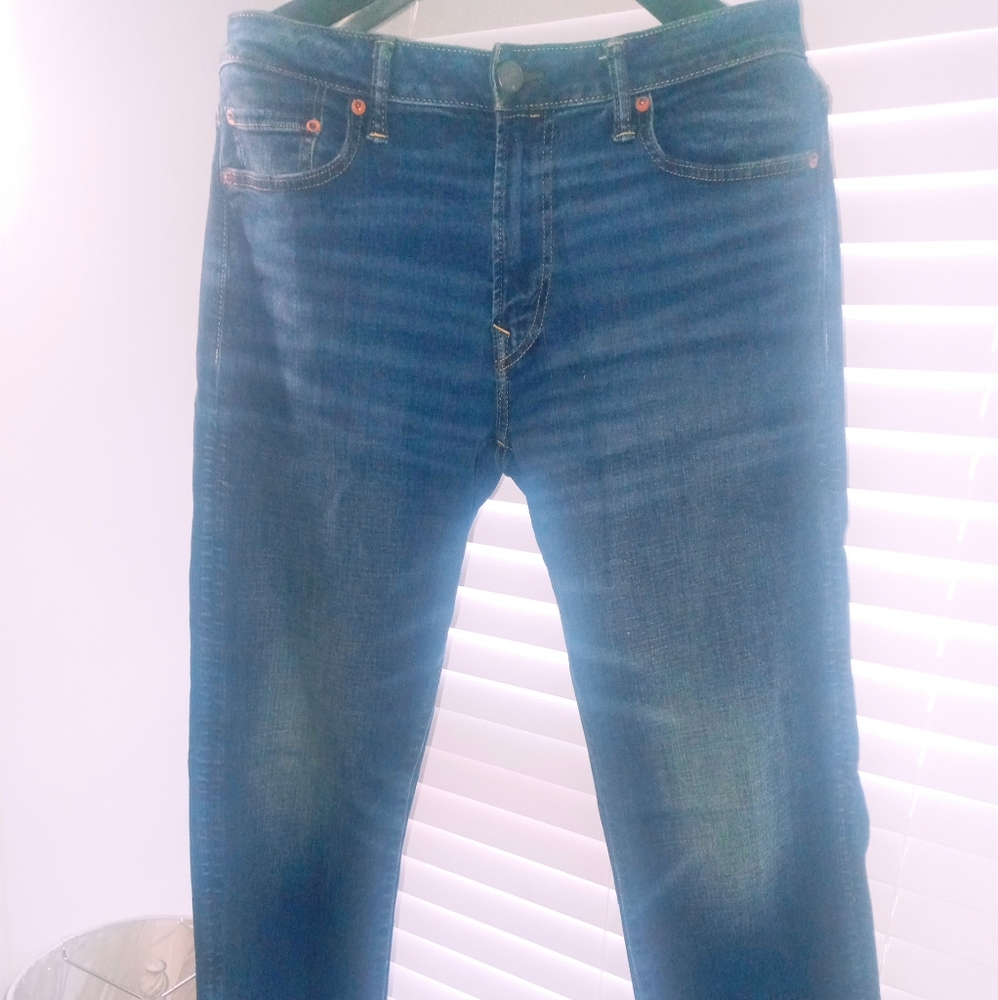 American Eagle Outfitters
